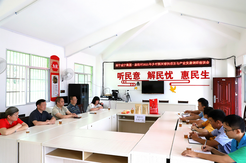 /QJ_300147320694.jpg 座談會(huì)現(xiàn)場(chǎng)(拍攝:柒紅).JPG