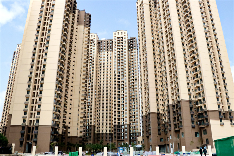 /QJ_629971157902.jpg 威寧世紀(jì)花城外墻涂刷已完成.jpg