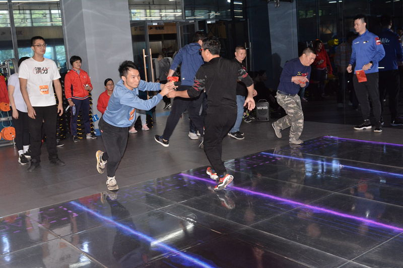 /QJ_792554431274.jpg 往返競技跑.jpg