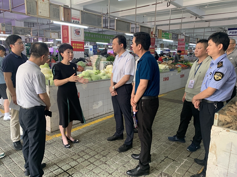 到水街市場(chǎng)督查創(chuàng)“雙城”工作.jpg