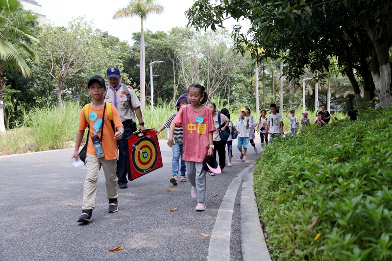 /QJ_941986267827.jpg 兒童暑期安全營(yíng)訓(xùn)練進(jìn)行中.jpg